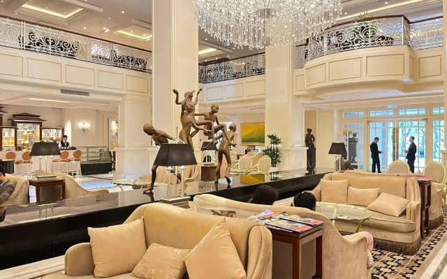 Apricot Hotel - photo 2