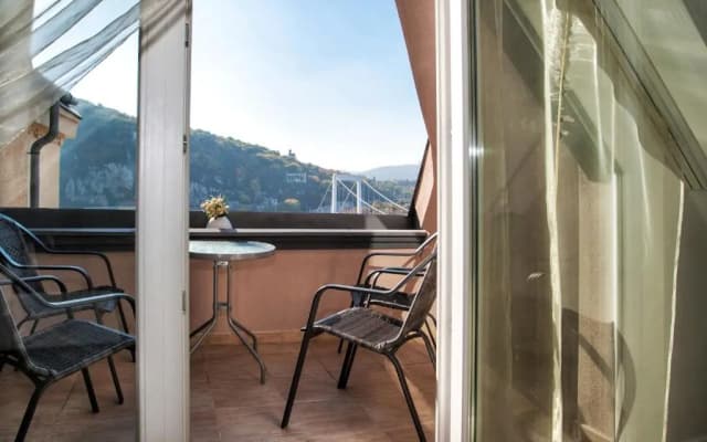 Riverside flat with King Castle view - photo 4