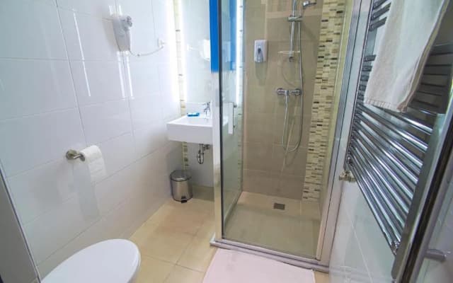 Focus Point Apartments - photo 2