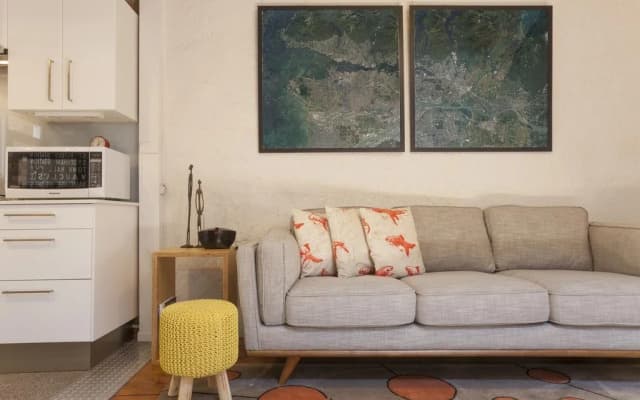 Boutique Stays - Gladstone Cottage, South Melbourne - photo 2