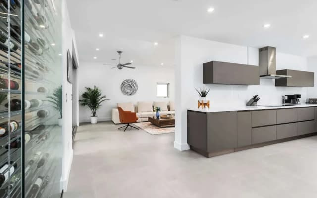 Villa Haven by Rove 4BR Waterfront W/pool & Gym - photo 4