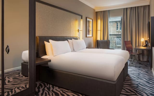 DoubleTree by Hilton Edinburgh City Centre - photo 4
