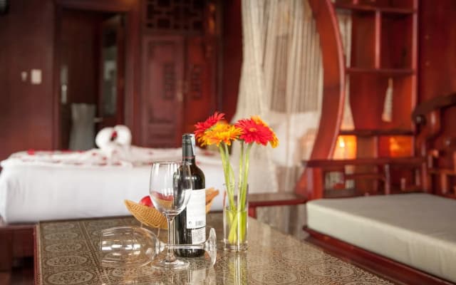 Halong Royal Palace Cruise - photo 3