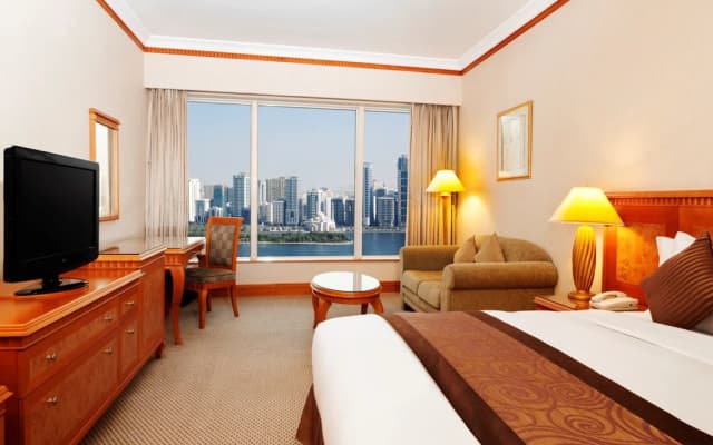Corniche Al Buhaira Hotel - photo 5