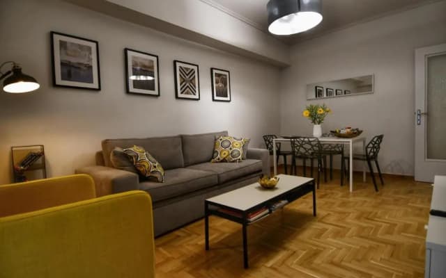 Top Koukaki Location 3rd floor 2bdr - photo 3