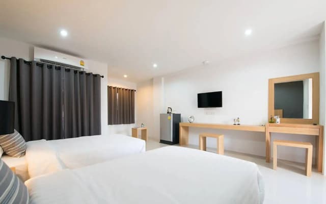 Pixel Hostel Phuket Airport - photo 5