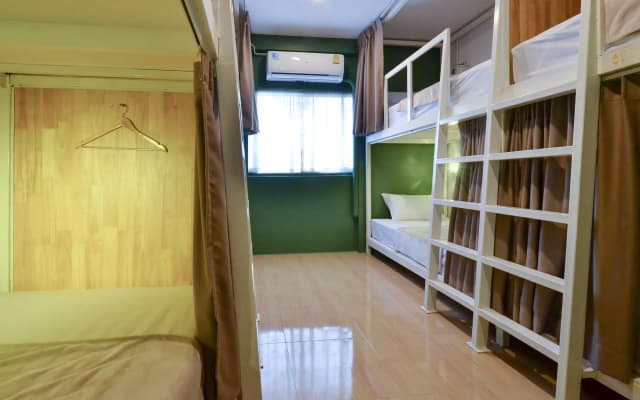 Baan Baan Hostel - photo 3