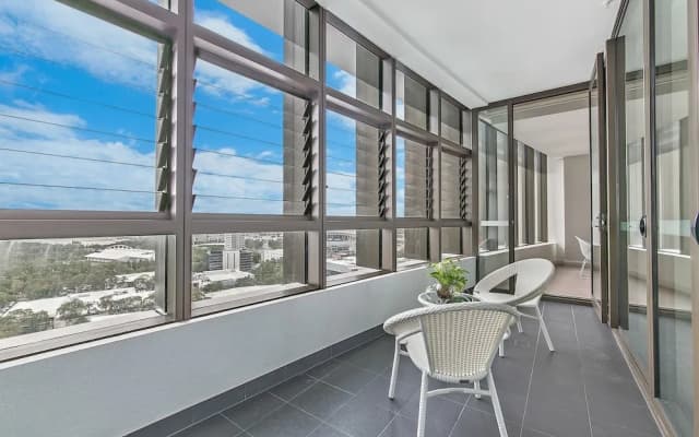 Olympic Park 2bed2 Bath High Level View Nop007-24 - photo 4