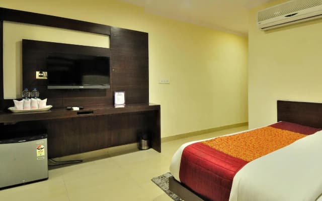 Hotel Shelton - photo 4