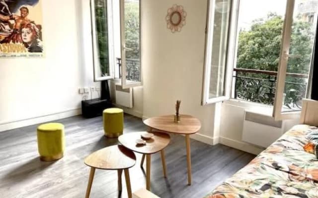 Charming Studio With Two Balconies - photo 5