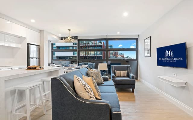 The Hamptons Apartments - Port Melbourne - photo 2