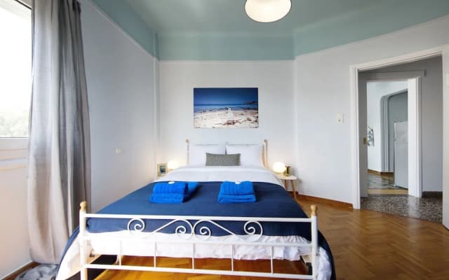Yourhome under Acropolis Roofdeck w.view - photo 5