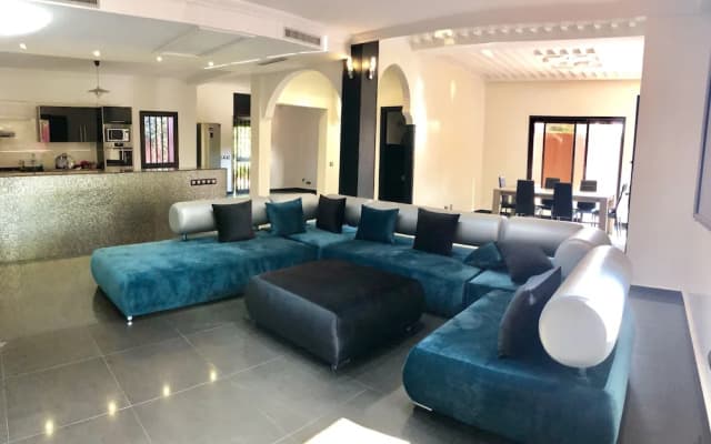 Villa Familiale avec Piscine Privée - photo 5
