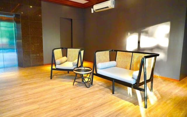 Series Hotel Sudirman - photo 3