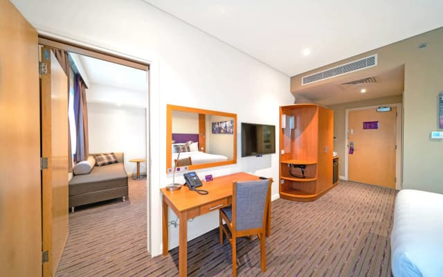 Premier Inn Dubai Silicon Oasis Hotel - photo 3