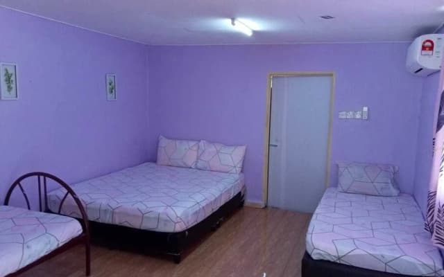 OYO Home 90554 Norfa Camp House - photo 2