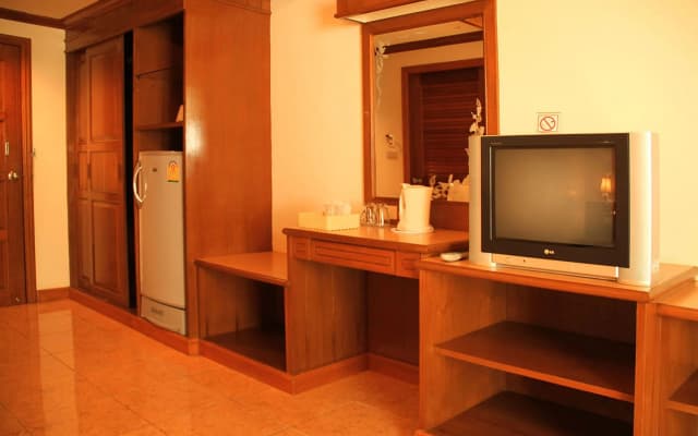 Memory Karon Resort - photo 3