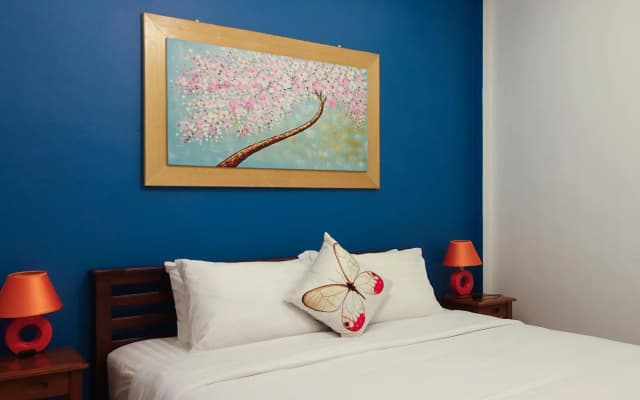 The Snug Airportel - photo 2