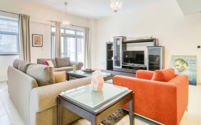Executive Towers Amazing 1BR Onsite Pool Business bay - photo 3
