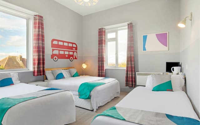 OYO The Green Man Pub and Hotel - photo 3