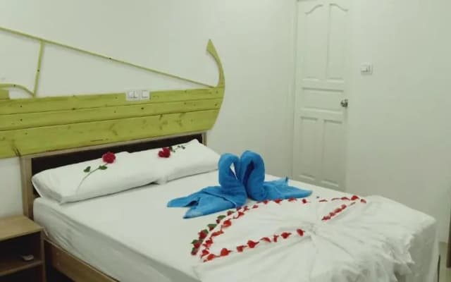 Maalhos Thila Inn - photo 4