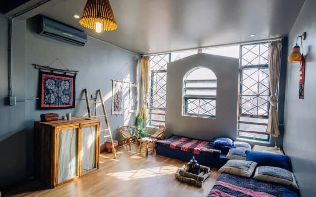 Momento Boutique Hostel - photo 2