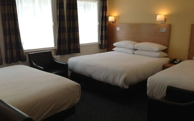 Regency Hotel Parkside - photo 4