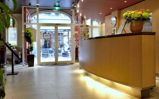 Best Western Dam Square Inn - photo 2