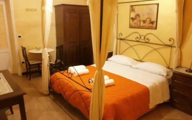 Baylon Suites - photo 2