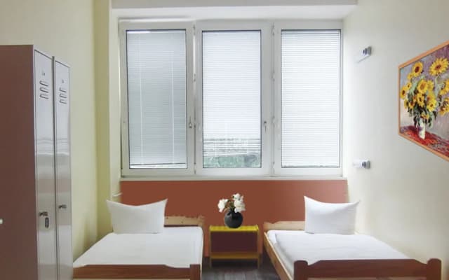 Hostel City Bed 2 - photo 2