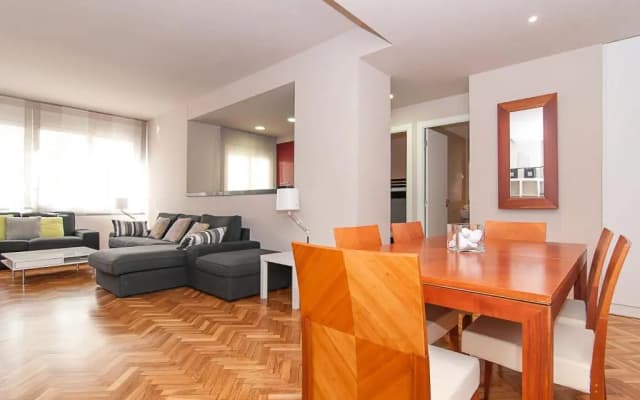 Weflating Diagonal Apartments - photo 4
