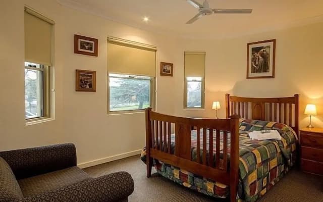 Royal Hotel Springwood - photo 3