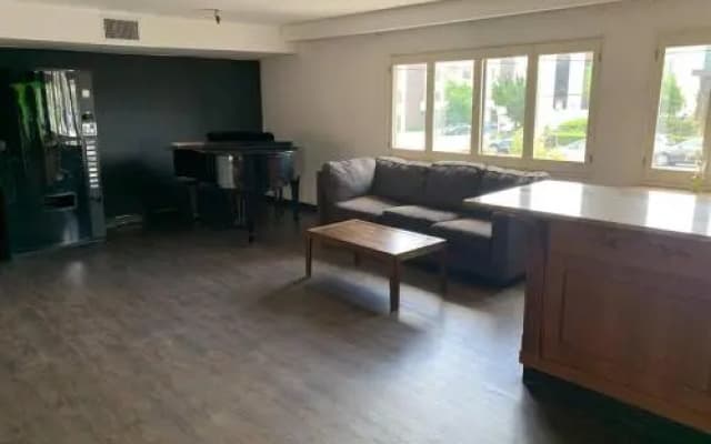 Large Hotel Style Suite (C00) - photo 5