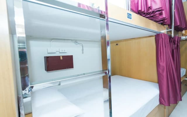 AlphaBed Hostel Bangkok - photo 2