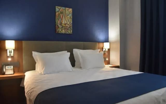 Avenue Hotel Tbilisi - photo 2