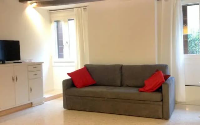 Casanova Garden Apartment - photo 3