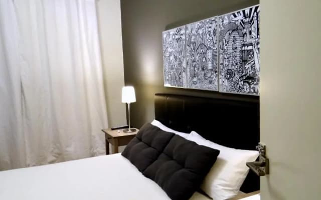 Hostal El Ninot - photo 4