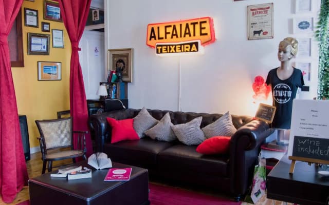 Alfama Patio Hostel - photo 3