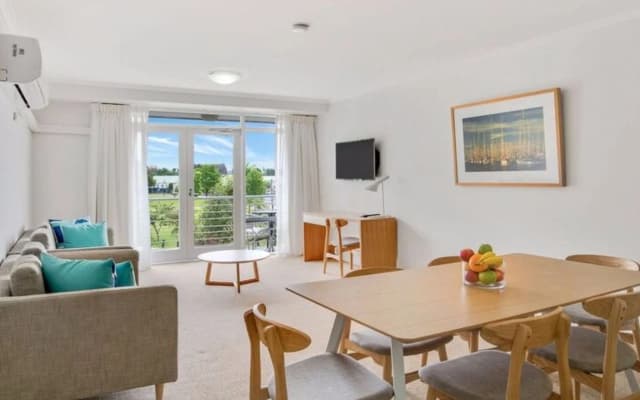 MainStay Suites Williamstown - photo 2