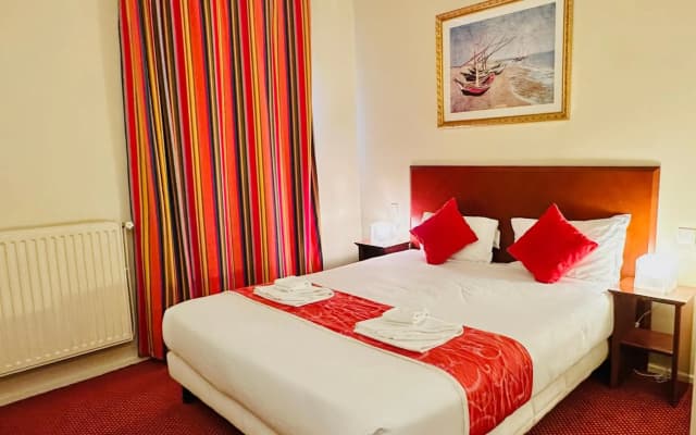 Bellevue Paris Montmartre Hotel - photo 3