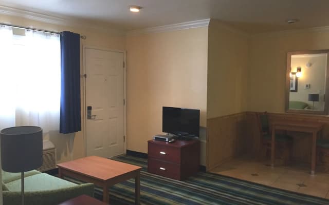 Surf Motel - photo 2