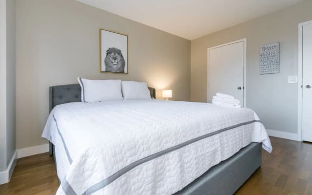 Finest Luxury 1 Bedroom Apartment - photo 5