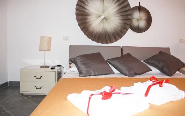 Salotto Piramide B&B Hotel - photo 3