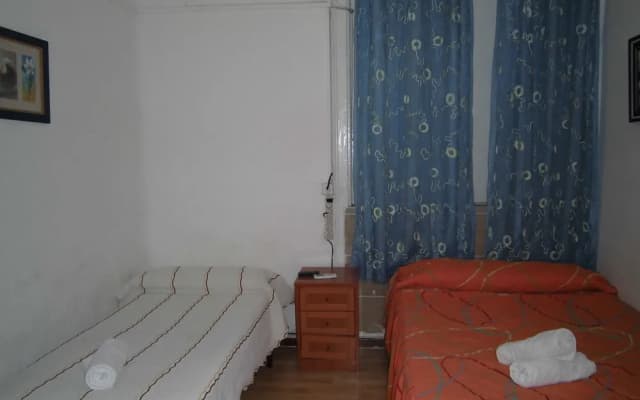 Casa De Huespedes Lemus - photo 3