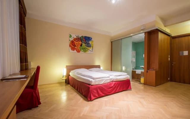 SHS-Hotel Papageno - photo 4