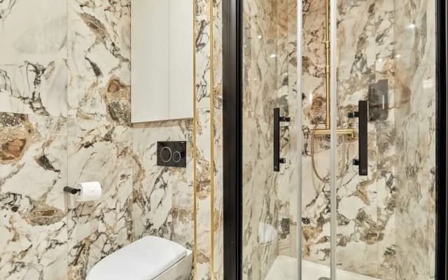 Superb AC- 1bdr Ave Montaigne - Arc de Triomphe by Studio Prestige - photo 5