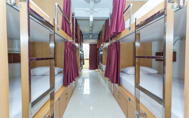 AlphaBed Hostel Bangkok - photo 3