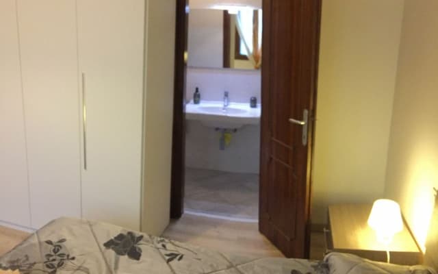 Harry's Guest House - photo 2