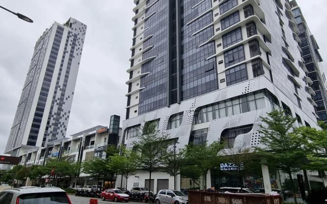 Free Parking Revo Aurora I 2Bedroom l 5pax I Pavilion2 - photo 2