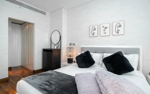 Spectacular Duplex In Difc - photo 3
